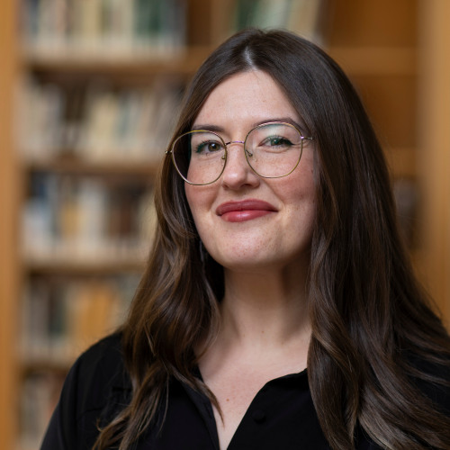 headshot of Maggie Spear